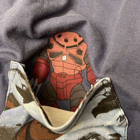 Uniqlo Gundam T-shirt Size L - Picture 4 of 5